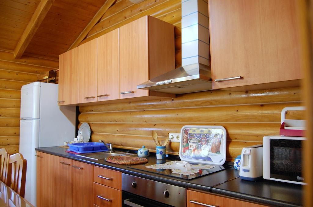 Casas Rurales Villa Pereza Casas De Los Pinos Екстериор снимка